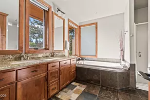 56680 Lunar Dr, Bend, OR 97707 - Photo 51