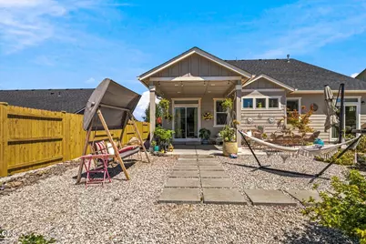 4594 SW Volcano View Way, Redmond, OR 97756 - Photo 33