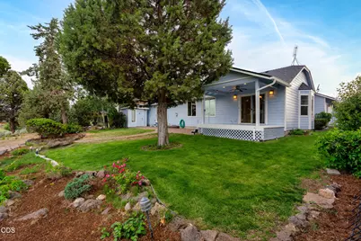 1128 SW Rimrock Way, Redmond, OR 97756 - Photo 33
