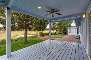 1128 SW Rimrock Way, Redmond, OR 97756 - Photo 29