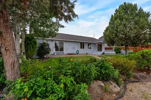 1128 SW Rimrock Way, Redmond, OR 97756 - Photo 35