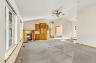 1128 SW Rimrock Way, Redmond, OR 97756 - Photo 11