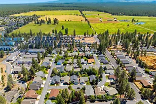129 N Wheeler Loop, Sisters, OR 97759 - Photo 43