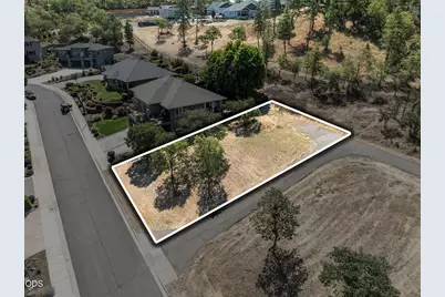 1330 Poppy Ridge Drive, Eagle Point, OR 97524 - Photo 11