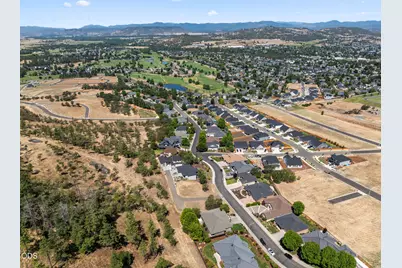 1330 Poppy Ridge Drive, Eagle Point, OR 97524 - Photo 7