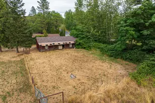 1740 Southgate Way, Grants Pass, OR 97527 - Photo 45