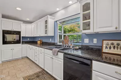 1740 Southgate Way, Grants Pass, OR 97527 - Photo 15