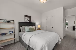 665 E Coyote Springs Rd, Sisters, OR 97759 - Photo 41