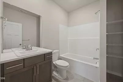 2642 NW 26th Lp North, Redmond, OR 97756 - Photo 17