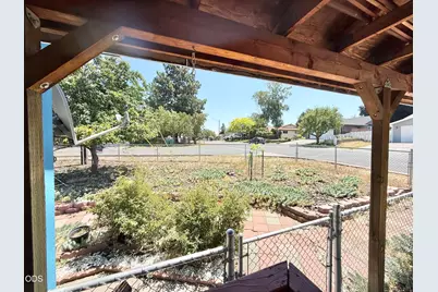2718 Corvallis Street, Klamath Falls, OR 97601 - Photo 33