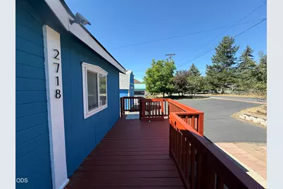 2718 Corvallis Street, Klamath Falls, OR 97601 - Photo 3
