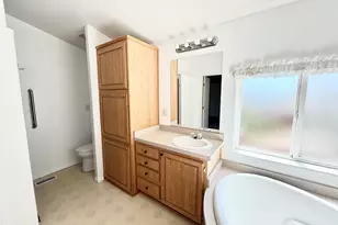 2718 Corvallis St, Klamath Falls, OR 97601 - Photo 21