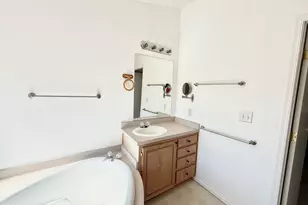 2718 Corvallis St, Klamath Falls, OR 97601 - Photo 19