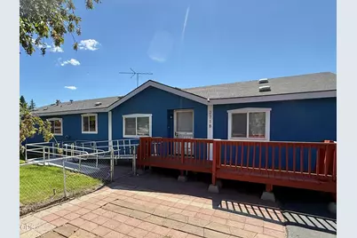 2718 Corvallis Street, Klamath Falls, OR 97601 - Photo 1