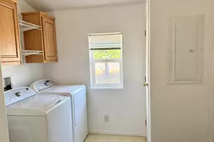 2718 Corvallis St, Klamath Falls, OR 97601 - Photo 31
