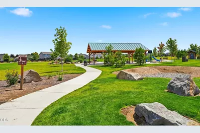2576 NW Teak Place, Redmond, OR 97756 - Photo 31