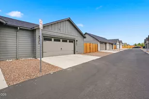2576 NW Teak Pl, Redmond, OR 97756 - Photo 29
