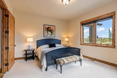18810 SW Sisters Place, Powell Butte, OR 97753 - Photo 23