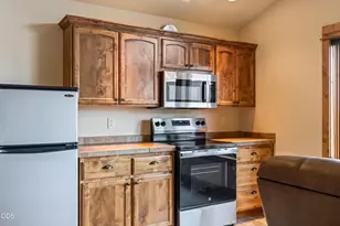 18810 SW Sisters Pl, Powell Butte, OR 97753 - Photo 29