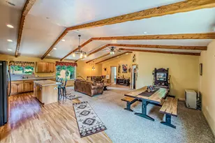 22929 River Crest Dr, Chiloquin, OR 97624 - Photo 17