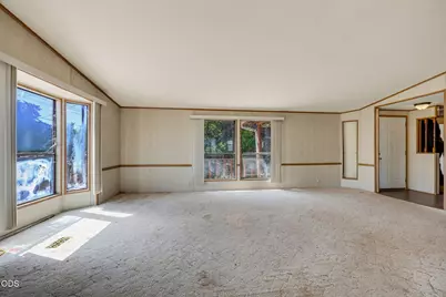1344 Dowell Road, Grants Pass, OR 97527 - Photo 15