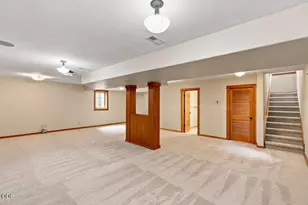 425 NW State St, Bend, OR 97703 - Photo 39
