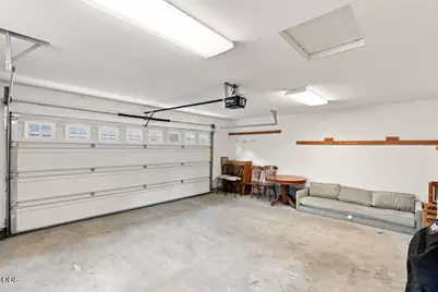 425 NW State Street, Bend, OR 97703 - Photo 49