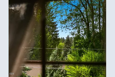 425 NW State Street, Bend, OR 97703 - Photo 31