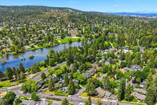 425 NW State St, Bend, OR 97703 - Photo 61