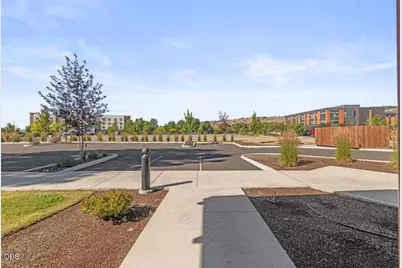 404 S 4th Street #Ste B, Klamath Falls, OR 97601 - Photo 9