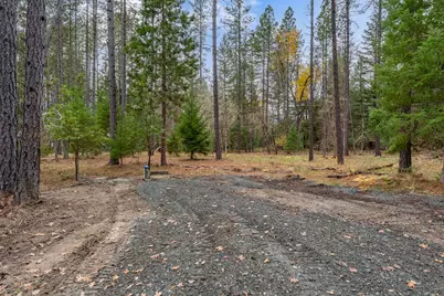 1740 Pleasant Creek Road, Rogue River, OR 97537 - Photo 17