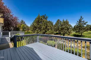 4255 SW Ben Hogan Dr, Redmond, OR 97756 - Photo 9