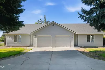 2716 -2718 SW Umatilla Avenue, Redmond, OR 97756 - Photo 13