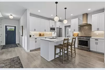 20488 Aberdeen, Bend, OR 97702 - Photo 5