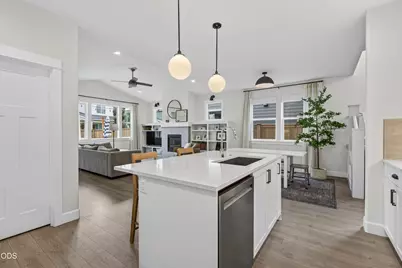 20488 Aberdeen, Bend, OR 97702 - Photo 9