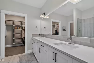 20488 Aberdeen, Bend, OR 97702 - Photo 19