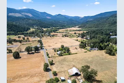 2670 Kincaid Road, Williams, OR 97544 - Photo 9