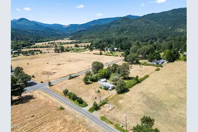 2670 Kincaid Road, Williams, OR 97544 - Photo 3