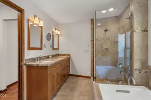 11178 E Evans Creek Rd, Rogue River, OR 97537 - Photo 17