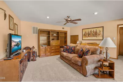 11178 E Evans Creek Road, Rogue River, OR 97537 - Photo 27