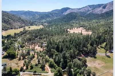 11178 E Evans Creek Road, Rogue River, OR 97537 - Photo 51