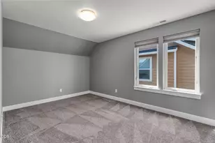 [Address not provided], Redmond, OR 97756 - Photo 17