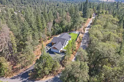 922 Palomino Drive, Grants Pass, OR 97526 - Photo 43