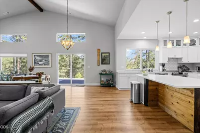 922 Palomino Drive, Grants Pass, OR 97526 - Photo 23