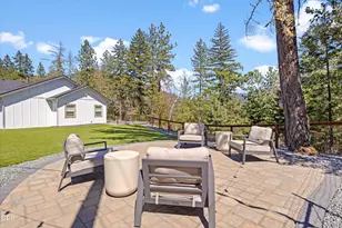 922 Palomino Dr, Grants Pass, OR 97526 - Photo 9