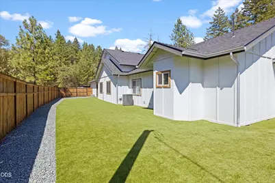 922 Palomino Drive, Grants Pass, OR 97526 - Photo 7