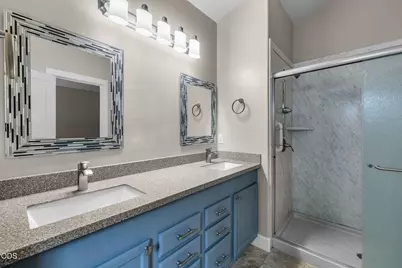 2041 SW Obsidian Avenue, Redmond, OR 97756 - Photo 31