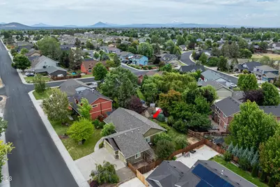 2041 SW Obsidian Avenue, Redmond, OR 97756 - Photo 45