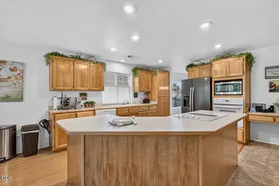 3460 Blue Blossom Drive, Medford, OR 97504 - Photo 17