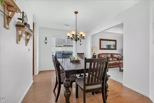 3460 Blue Blossom Dr, Medford, OR 97504 - Photo 9